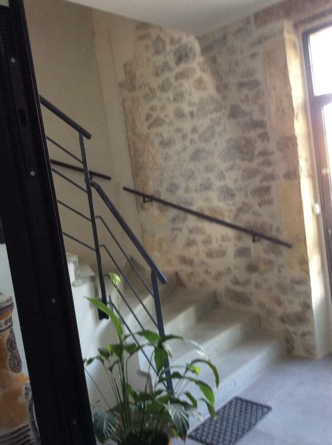 Villa Du Chai Studio Pyrenees Лезиньян-Корбьер Экстерьер фото